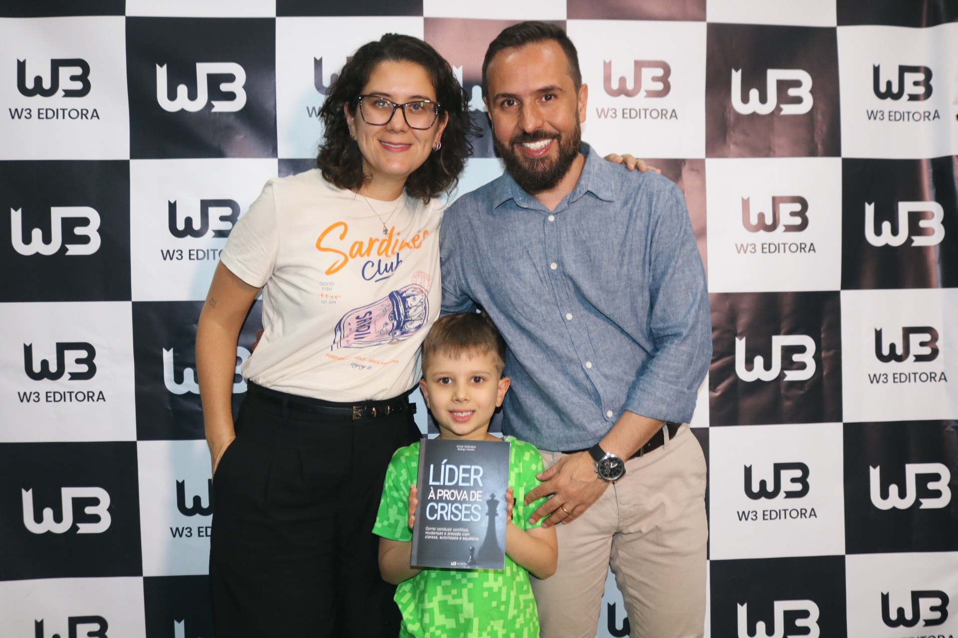 Registro 12 do lançamento de Líder à Prova de Crises na Livraria Ramalhete, em Belo Horizonte, em 15 de outubro de 2026